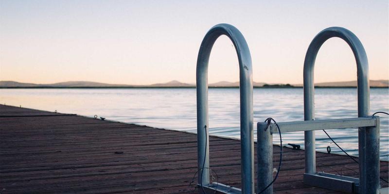 从蓝图到资本：专业商务服务如何通过商业计划书与路演辅导助力初创企业成功融资与市场推广